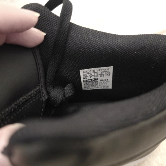 Adidas Hoops 4.0 Mid Sneakers - Picture 9 of 10